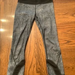EUC Lululemon capris